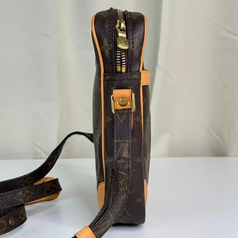 Louis Vuitton Monogram Canvas Crossbody Bag Brown & Beige Trimmed - Picture 4 of 8